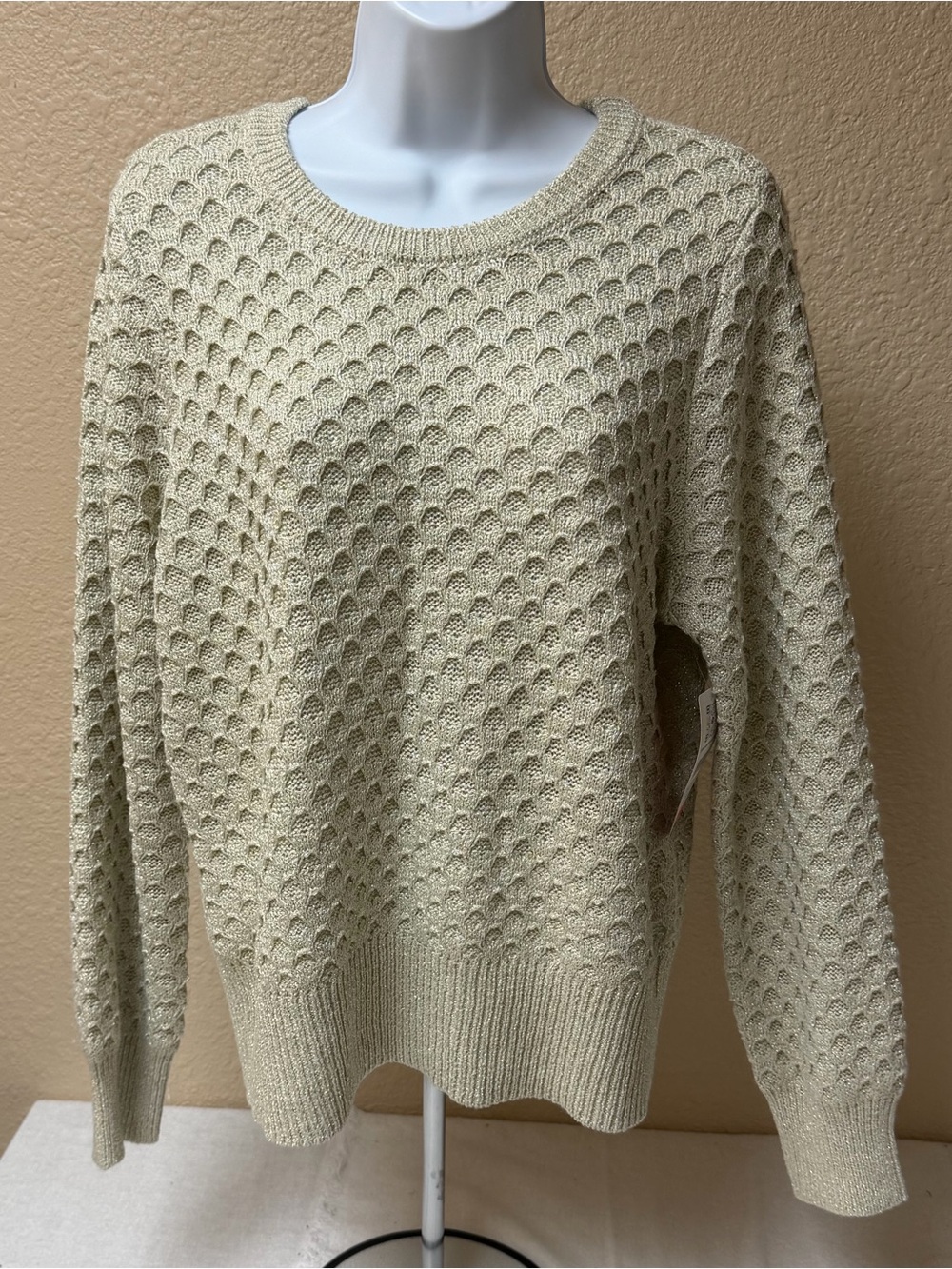 4/$20 89th & Madison Cream/Gold Textured Crewneck Sweater